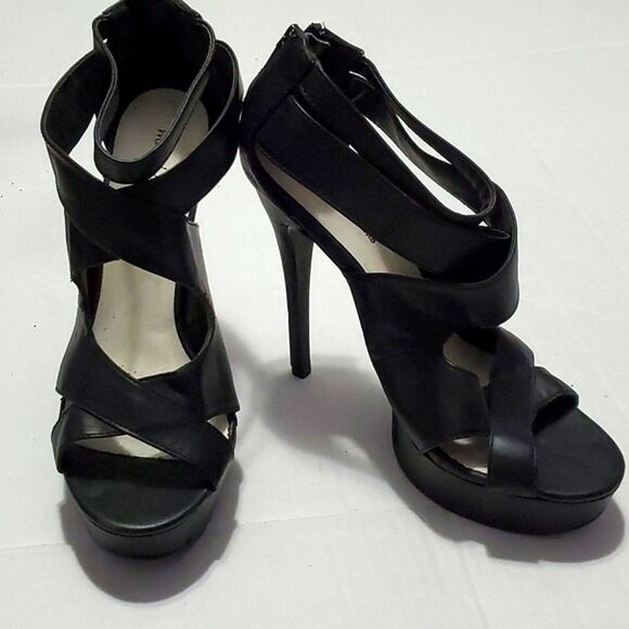 Michael Antonio Black Leather Crossed Party Event Stiletto Heels 7.5 - Picture 1 of 14